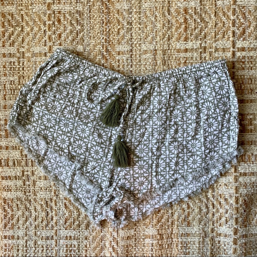 Aerie olive green/white pj shorts